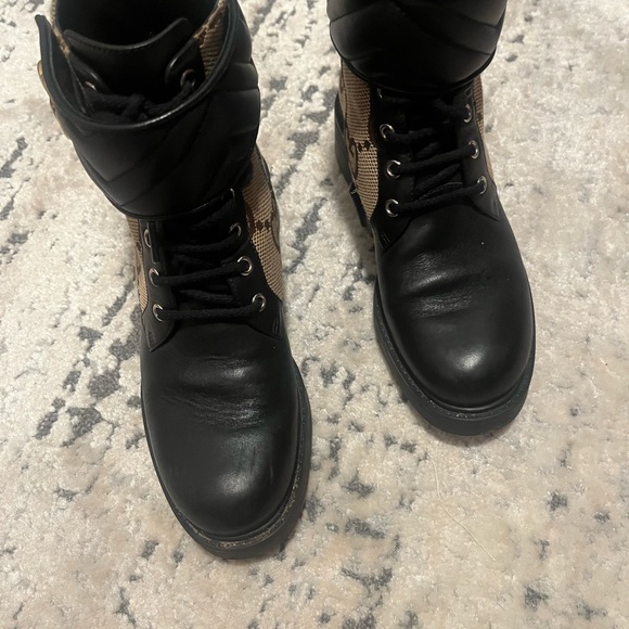 Women’s ankle boot with double G - Picture 3 of 7